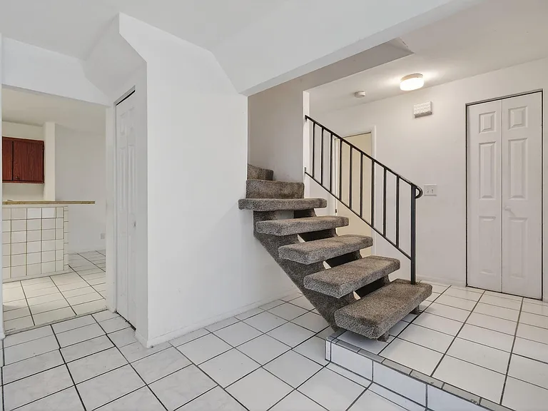 3502 Gardens East Dr #B — Photo 8