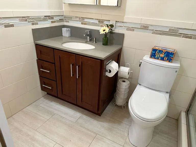 RC - 1572 Palou Ave, San Francisco, CA 94124 — Photo 12