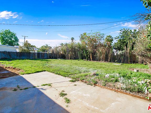 4th image of 22388 Bertie Ave