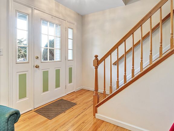5th image of 6 Bay Run Ln