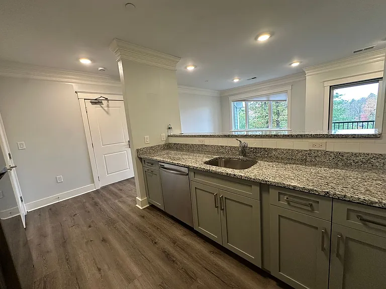 13-18 Hennery Way — Photo 26