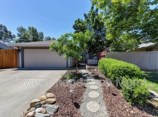 7016 Plume Way, Elk Grove, CA 95758