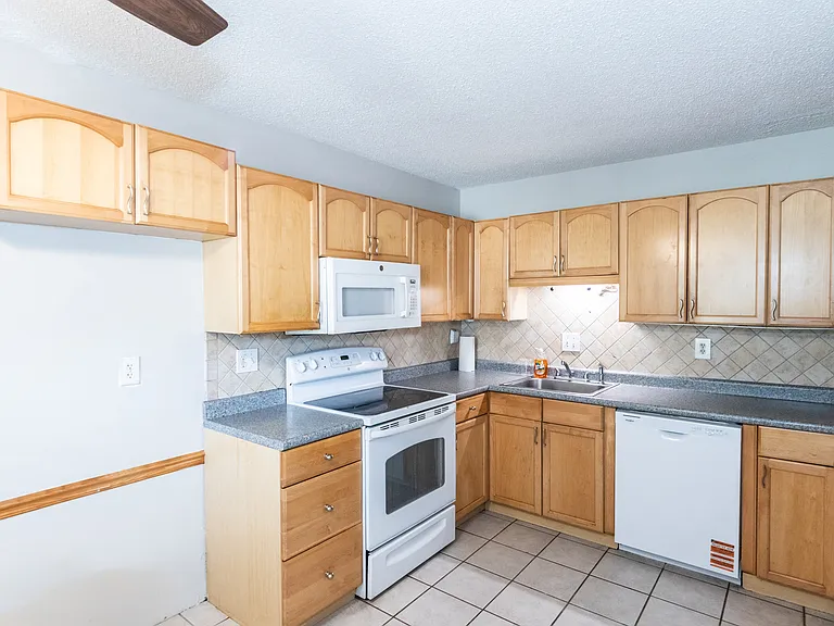 91 Elk Run Dr — Photo 5