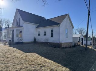 407 Ridge St, Mineral Point, WI 53565