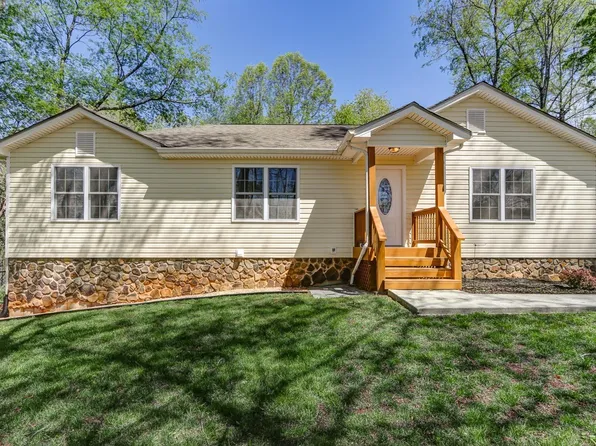 3250 Old Forest Rd, Lynchburg, VA 24501