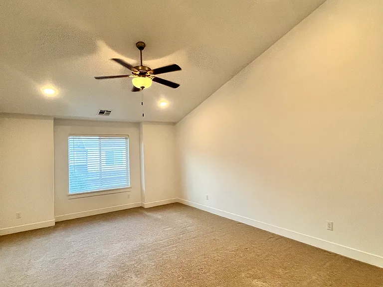 10869 N Marble Mnr — Photo 2