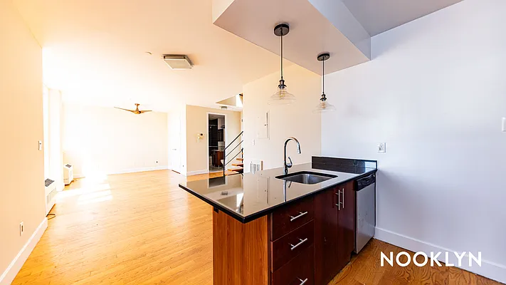 Rented by Nooklyn NYC LLC | media 28