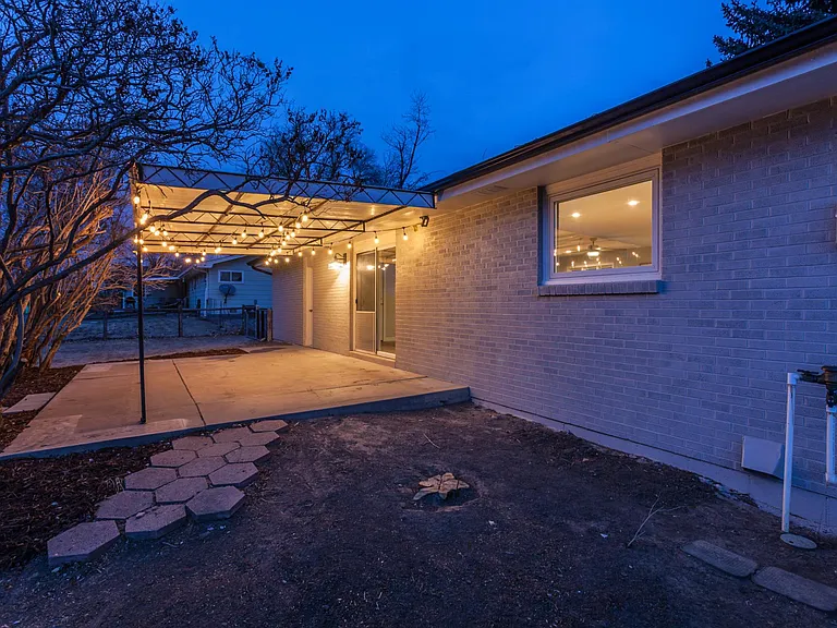 3521 Kenyon Dr — Photo 25