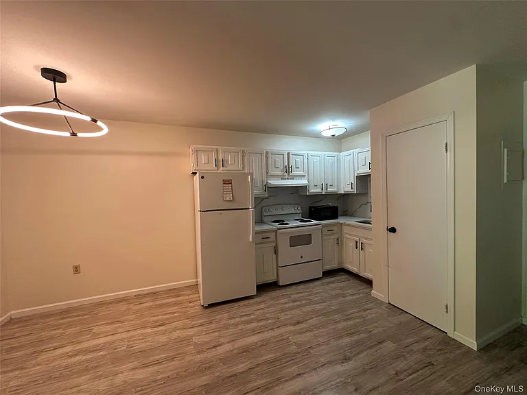 15 Kelly Ln #C — Photo 11