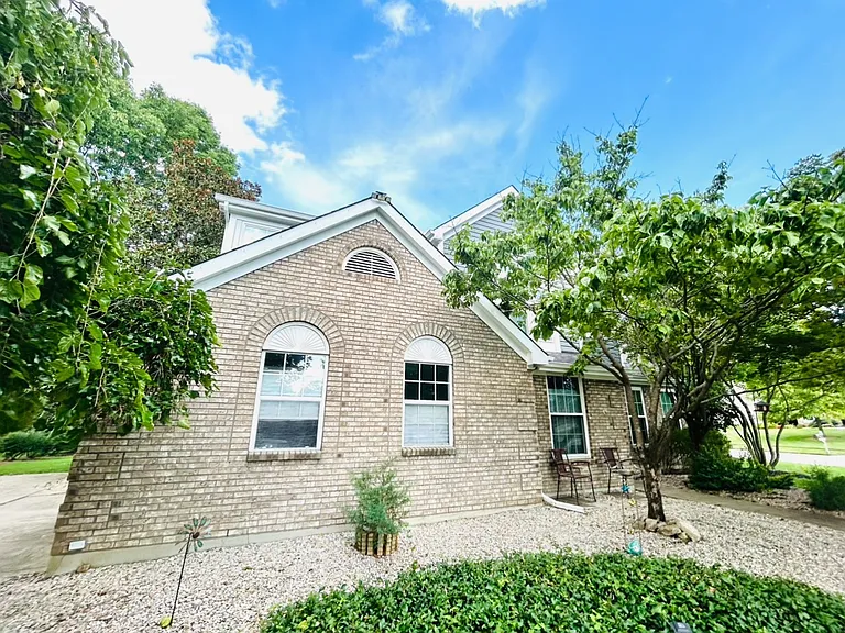 6112 Tarn Cir — Photo 3