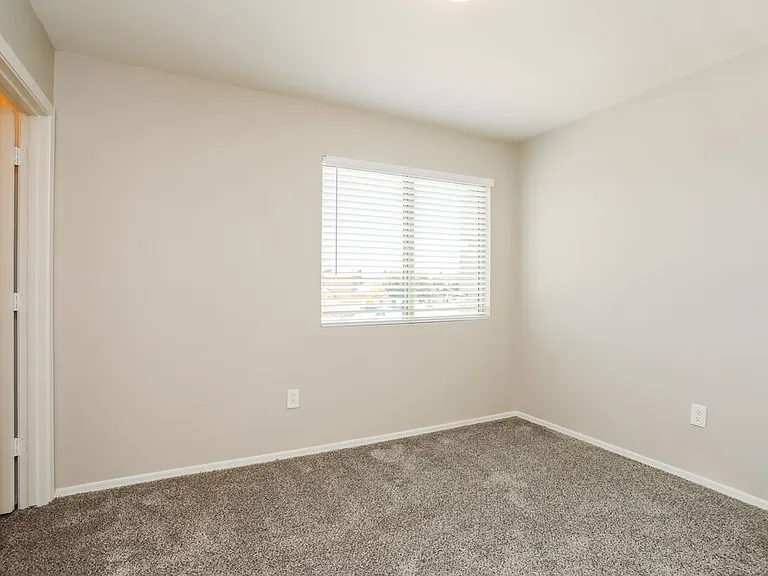 868 W Calle Arroyo Norte — Photo 14