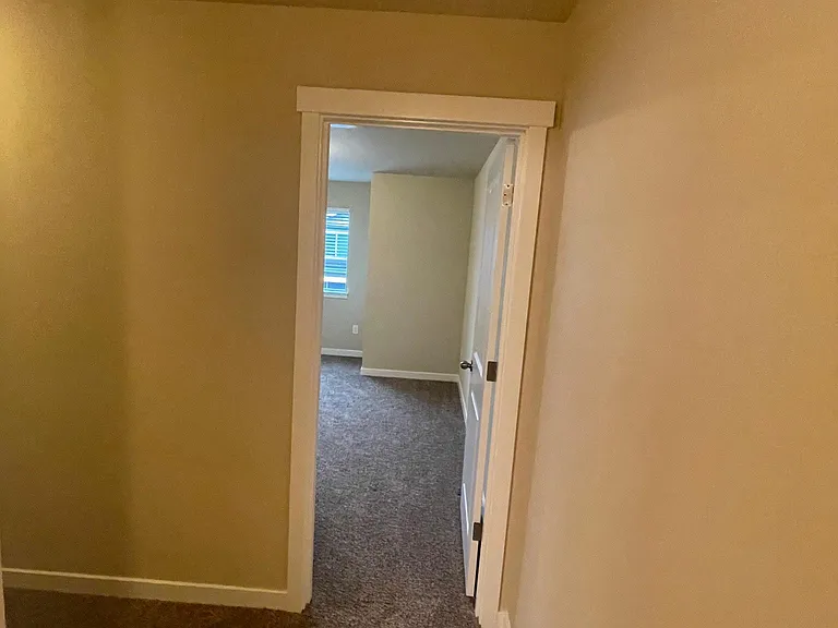 1903 Ahlers Ave #1 — Photo 19