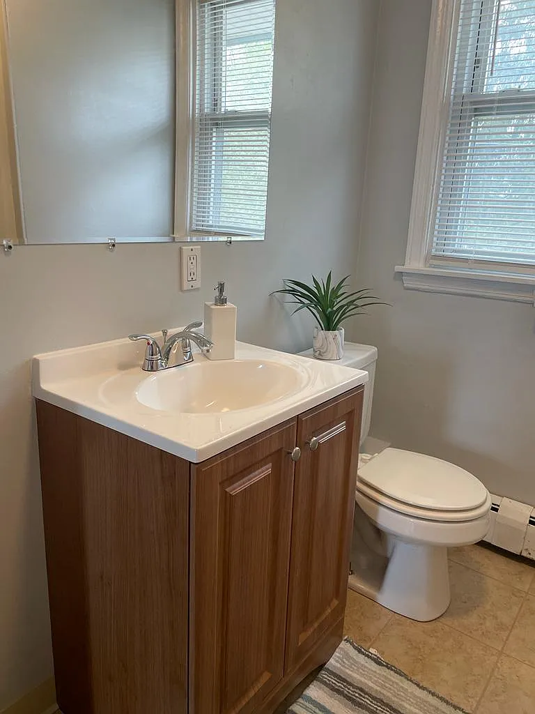 2 bed, 800 sqft, $1,350 — Photo 3