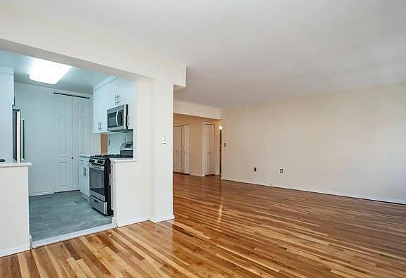 4th image of 1 Balint Dr APT 762
