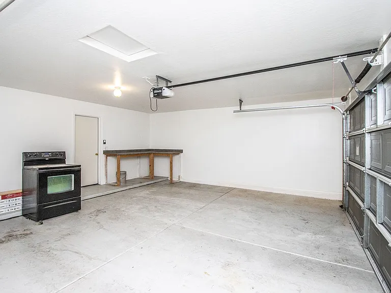 1478 E Stirrup Ln — Photo 16