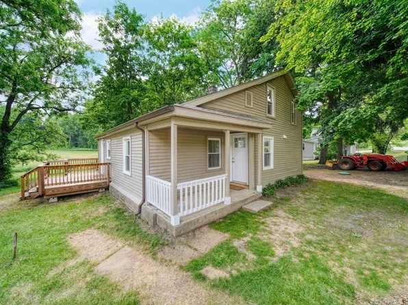 10500 Moscow Rd, Jonesville, MI 49250