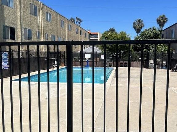 4th image of 719 N Eucalyptus Ave APT 24B