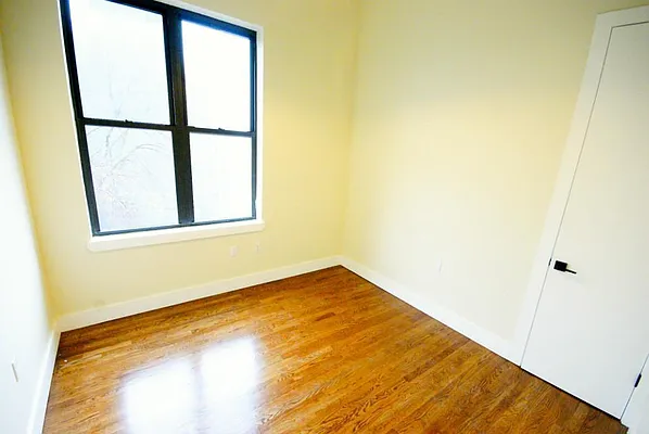 Rented by Loom Group | media 49