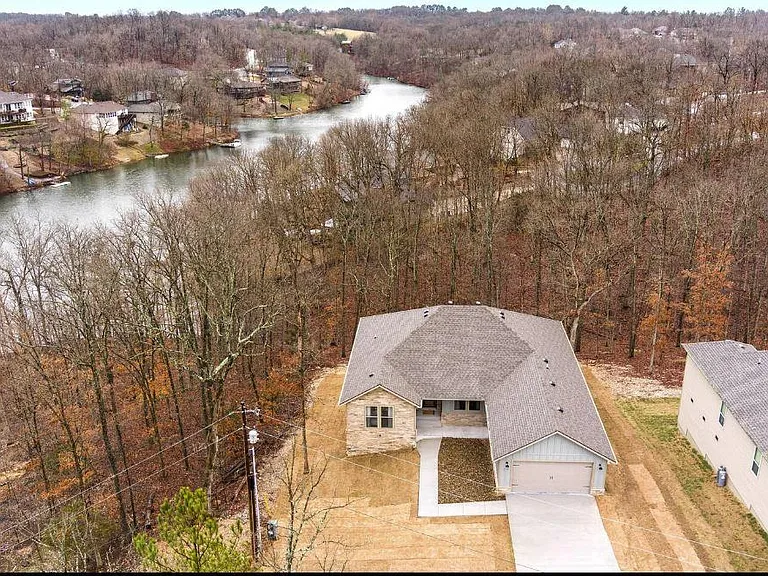 24 Brittany Ln — Photo 25