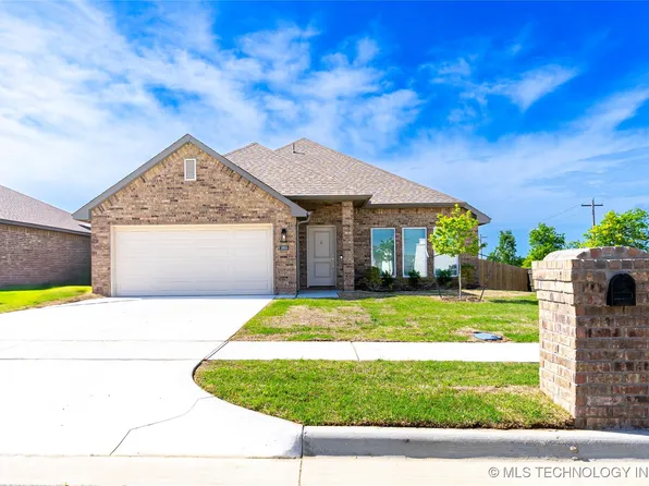 2605 W South St, Collinsville, OK 74021