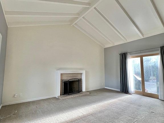 3rd image of 25 Shereen Pl #1