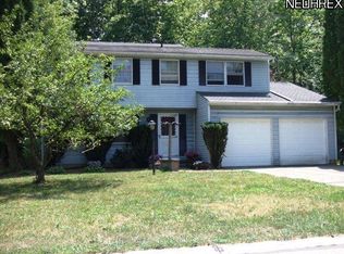 3756 Surfside Cir, Aurora, OH 44202