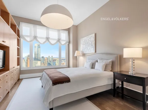 15 Central Park West image 13 of 22