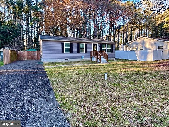 2nd image of 12995 Rousby Hall Rd