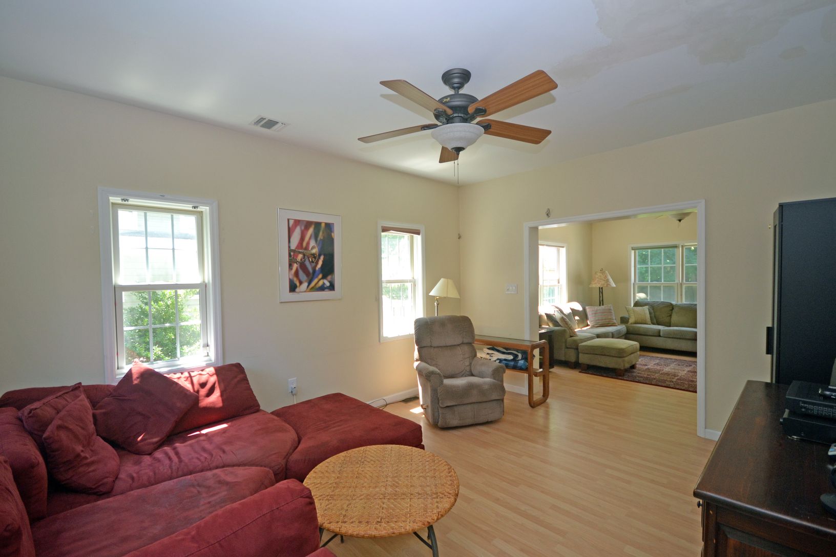  Separate Den, Study or Office ..In addition a Separate Ground Floor Bedroom Suite