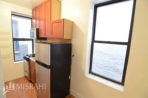 Rented by J Misrahi Realty Corp | media 20