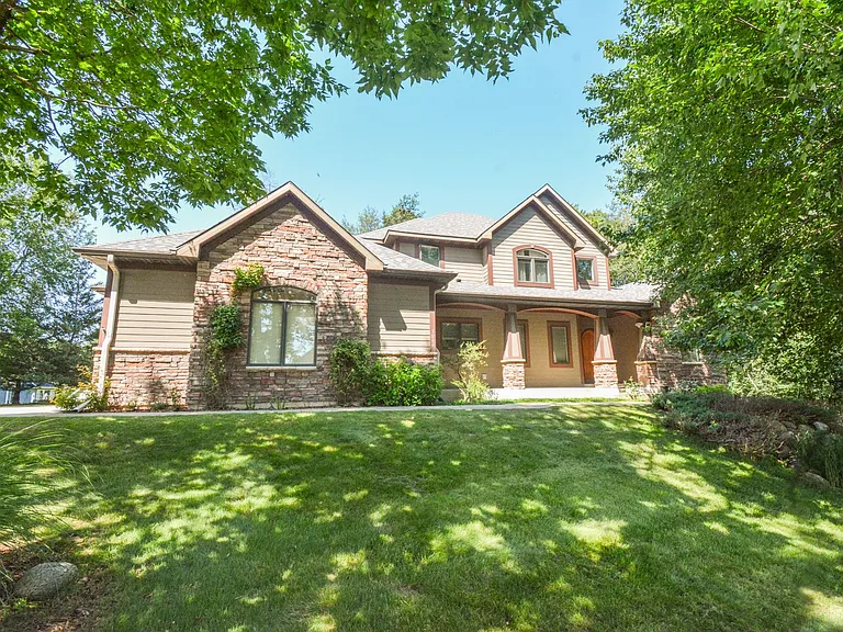 3019 Thaddeus Rd SW — Photo 1