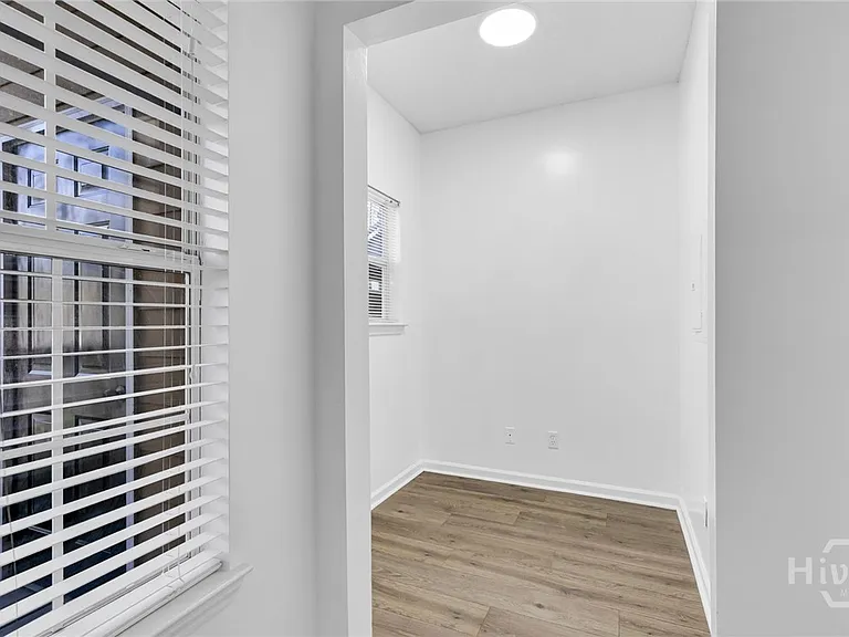4104 Walden Park Dr — Photo 9