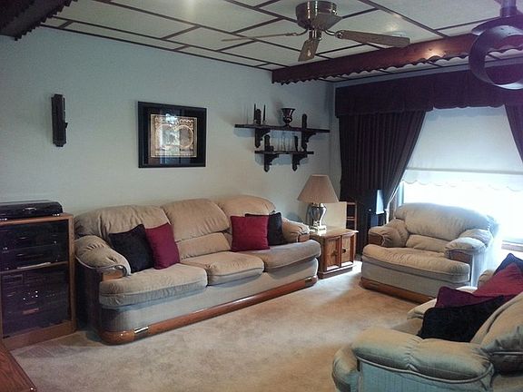 2nd image of 5040 Forster Ave