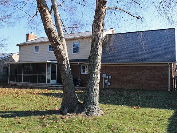 3rd image of 901 Kingswood Dr