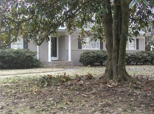 105 W Brentwood Rd, Greensboro, NC 27403