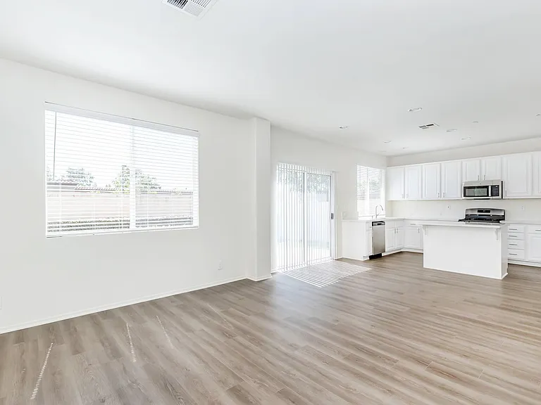 Villas Antonio Apartment Homes — Photo 72