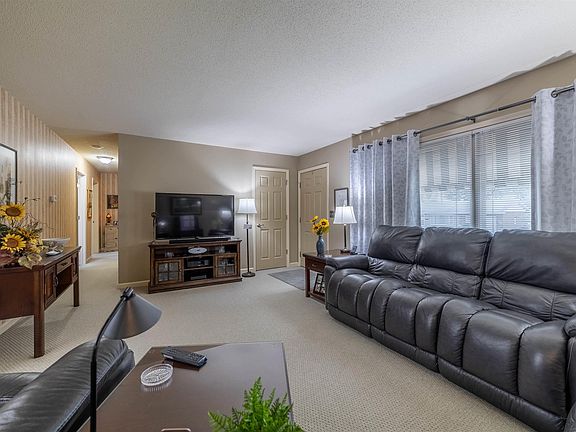 5th image of 307 Glendale Dr