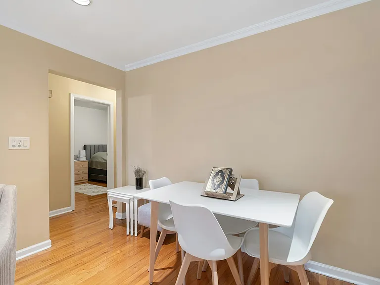 201 Oakdene Pl #1D — Photo 6