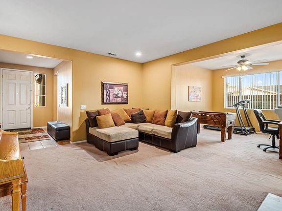 5th image of 38015 Clermont Ave