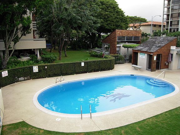 Condo pool