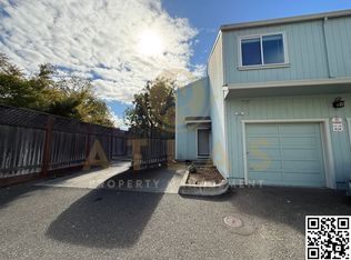 144 3rd St, Windsor, CA 95492