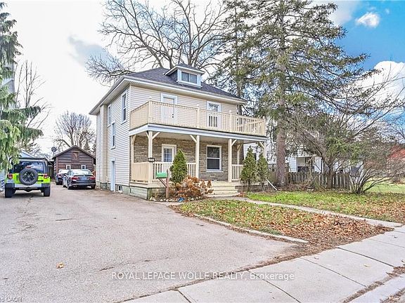 2nd image of 275 Main St