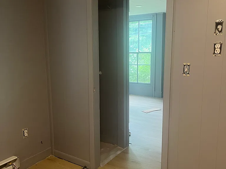 267 Rockwell St #1 — Photo 9