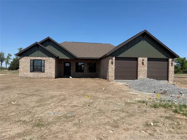 1980 Everly Dr, Tahlequah, OK 74464