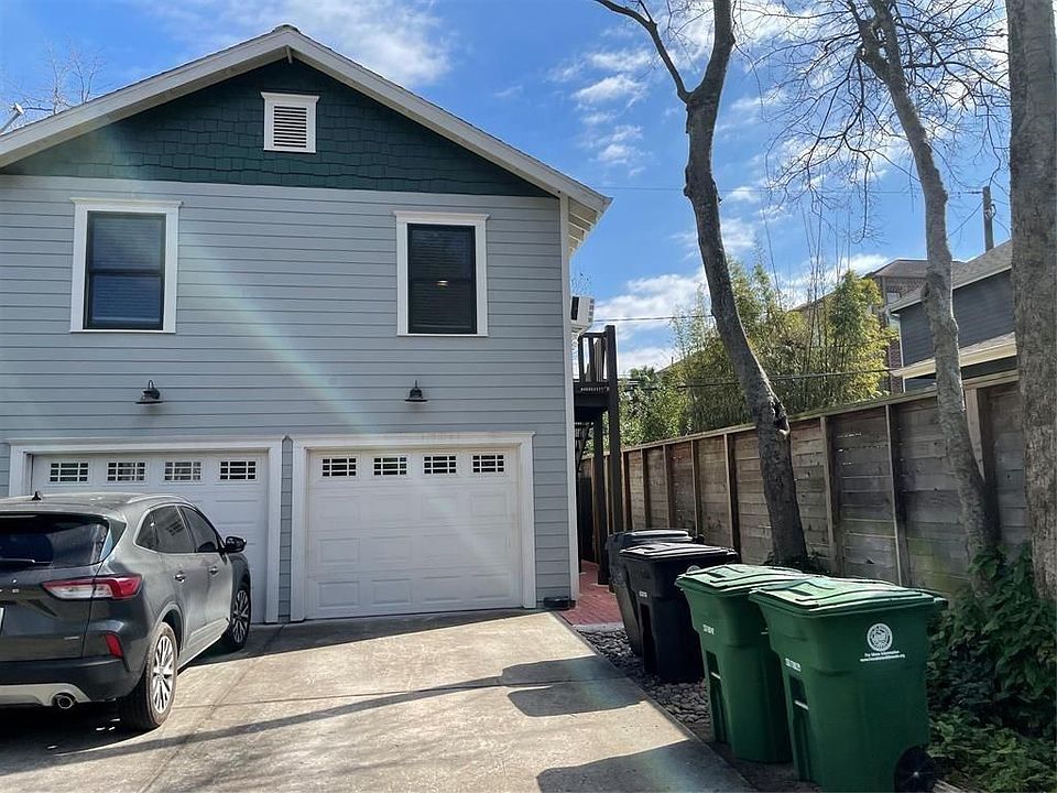 1st image of 1116 Columbia St #B