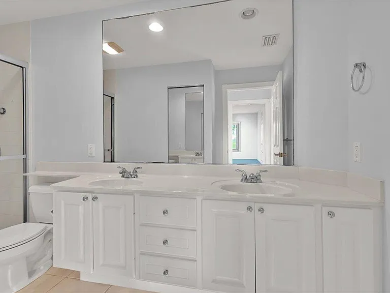 10882 SW Dardanelle Dr — Photo 26