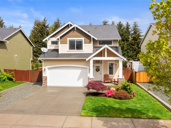 213 Ames St NE, Orting, WA 98360