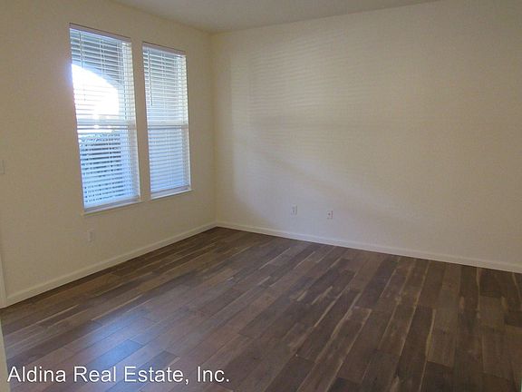 5th image of 237 Pacifica Blvd Unit 104