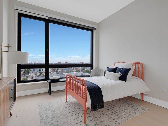 5th image of 550 Vanderbilt Ave APT 1610