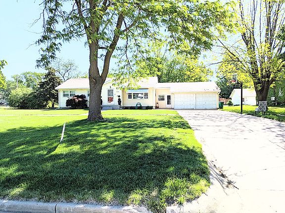 2nd image of 1350 N 5th St